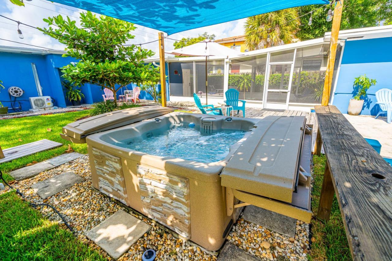 The Blue House Fort Lauderdale Airport/Cruise Exterior photo